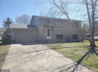 606 N Estates Ave, Litchfield, MN 55355