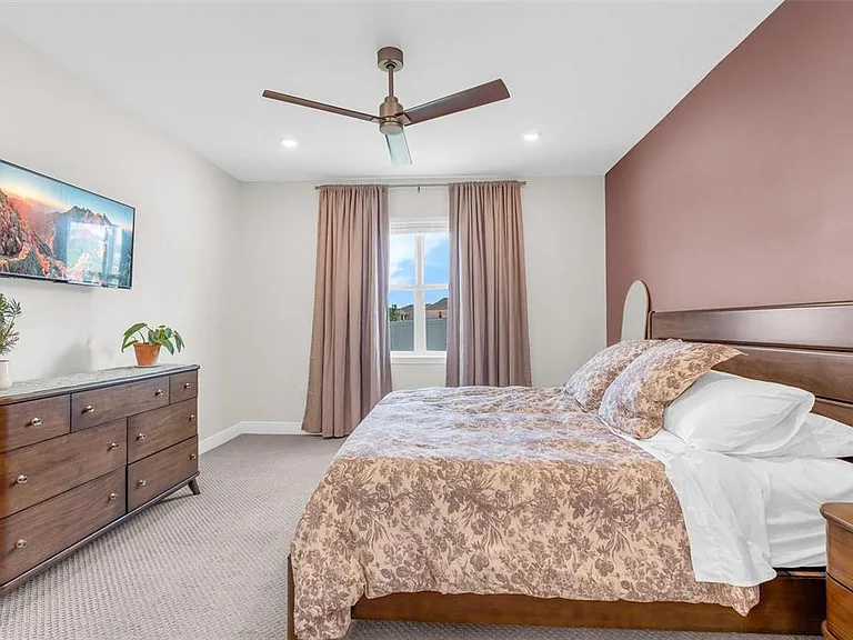 2019 Sunshine Peak Dr — Photo 19
