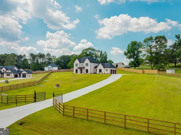 3084 Luther Wages Rd, Dacula, GA 30019