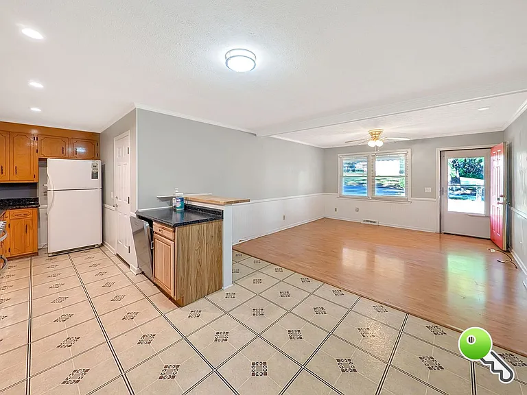 400 Burns Rd — Photo 5