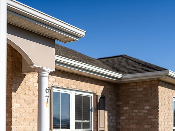3rd image of 67 Briar Creek Cir