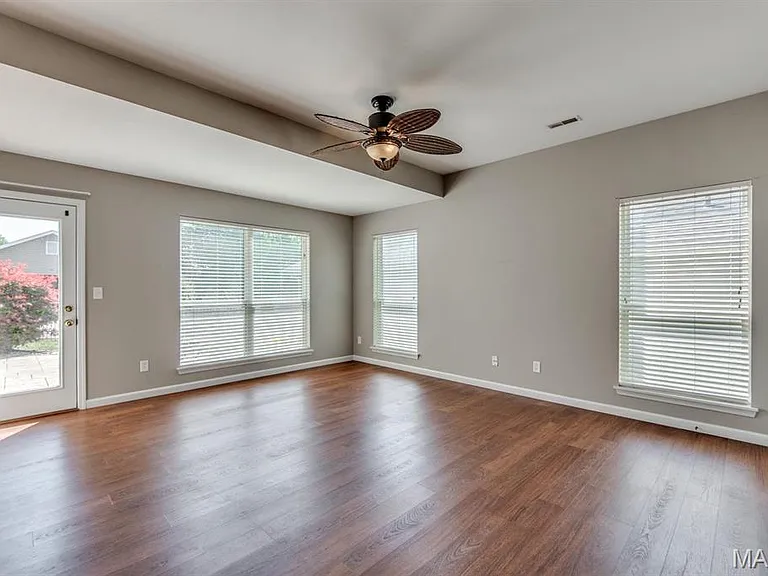 110 Hawks Haven Dr — Photo 10