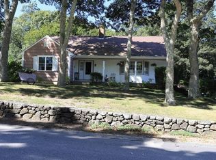 57 Longview Dr, Barnstable, MA 02630