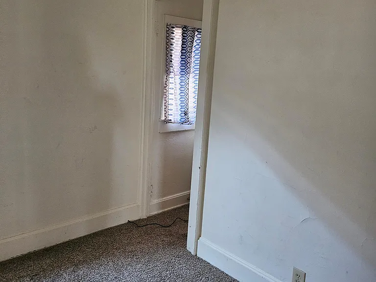 520 Orchard St — Photo 4