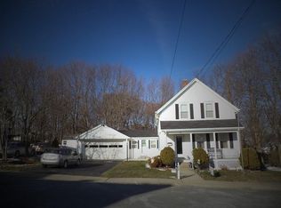 52 Washington Ave, Somerset, MA 02726