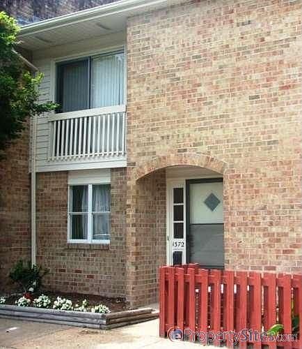 1st image of 1372 Glyndon Dr
