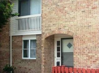 1372 Glyndon Dr, Virginia Beach, VA 23464