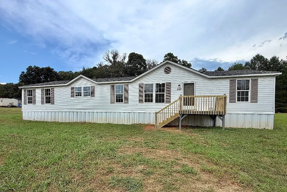 307 Zion Hill Rd