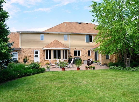 2nd image of 17633 Crystal Lake Dr