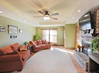 1037 S Elm St, Ottawa, KS 66067