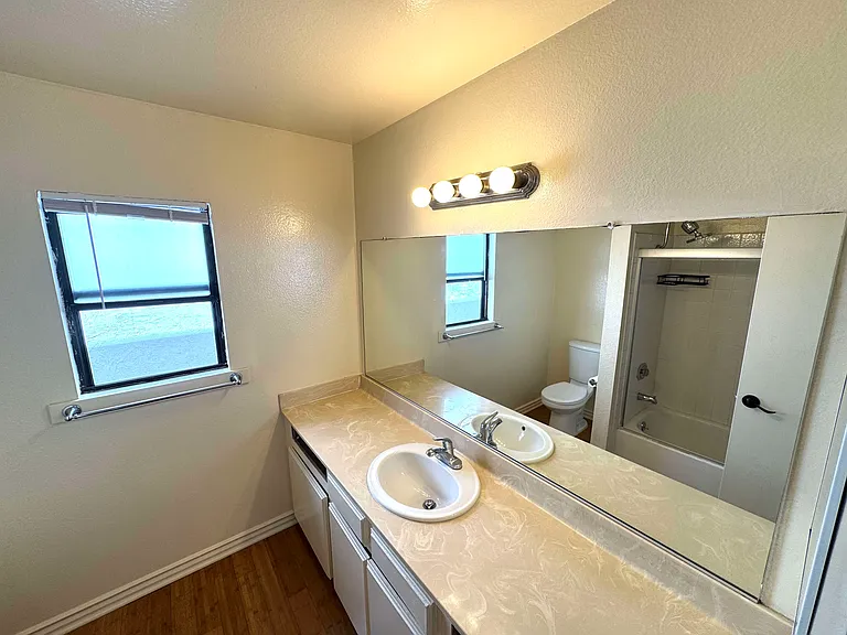 7507 W Manchester Ave #706 — Photo 9