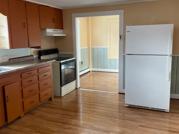 53 9th St #1, Portland, ME 04103
