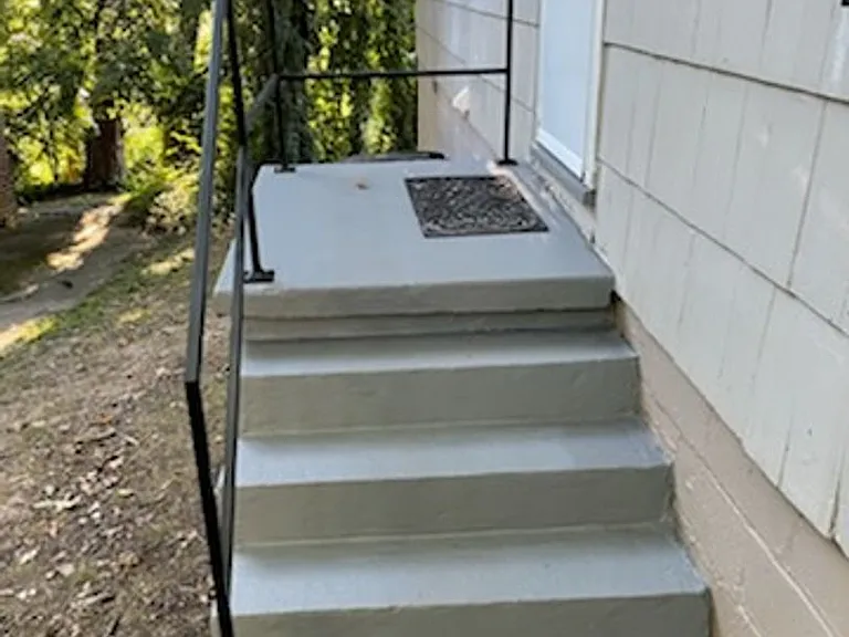1017 West End Blvd — Photo 8