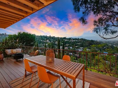 3952 W Point Dr, Los Angeles, CA, 90065