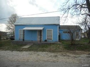 105 Sapper St, Winona, MO 65588