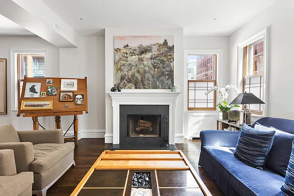 Sold by Compass | media 17