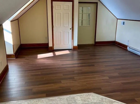 519 Winchester Ave APT 1, Martinsburg, WV 25401