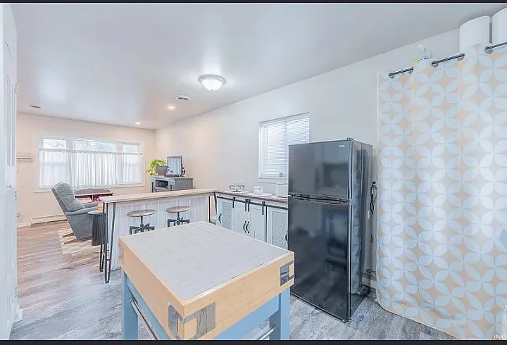 7163 & 7165 W Tulip St — Photo 22