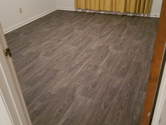 4th image of 3201 Red Bud Ln