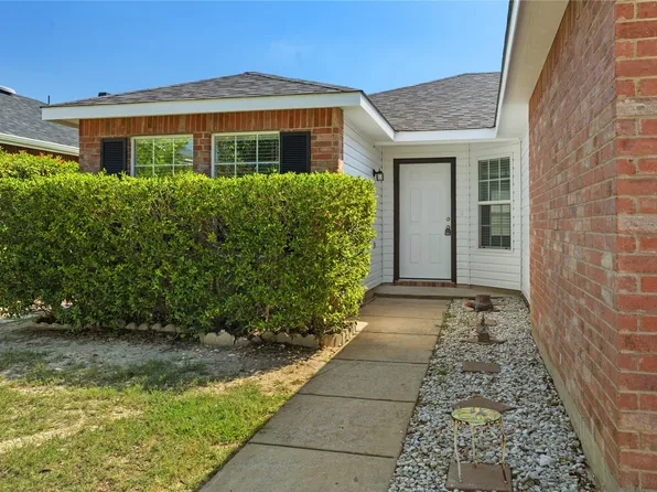 9101 Cheswick Dr, Fort Worth, TX 76123