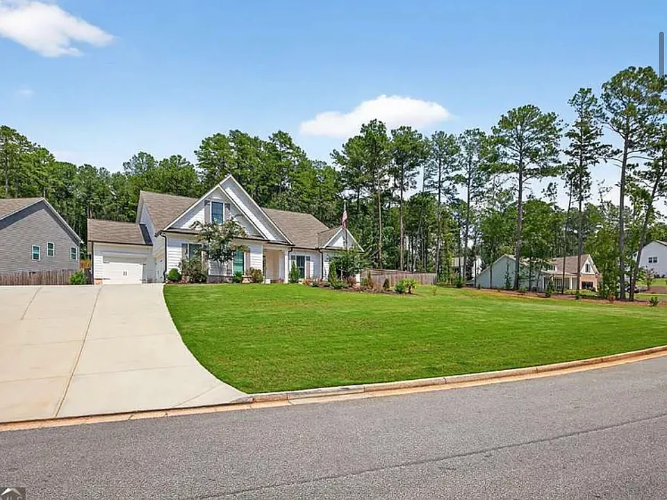 2121 Charmond Dr