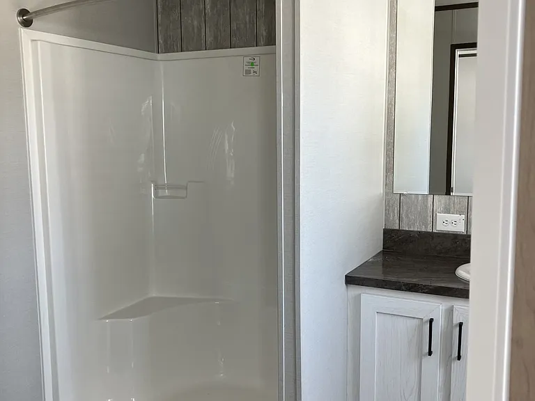 500 W Payton St #37 — Photo 3