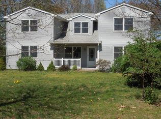 33 Tromley Rd, East Windsor, CT 06088