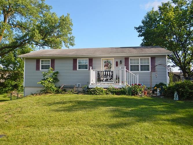 1st image of 432 E Clearview Dr