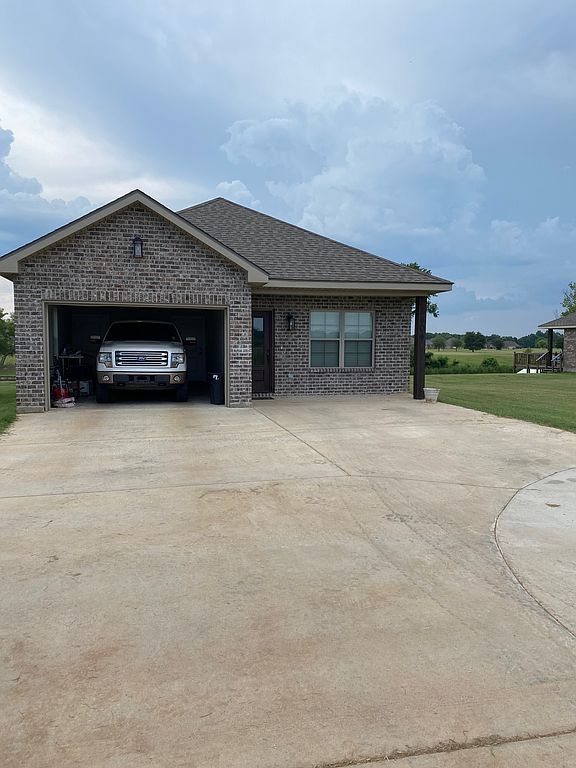 2604 Highway 494 - Property Image