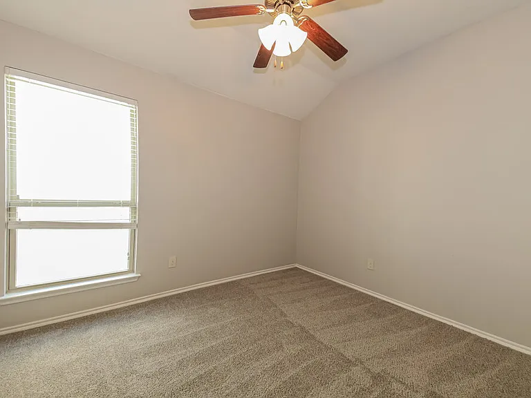 8905 Tenderfoot Ln — Photo 13