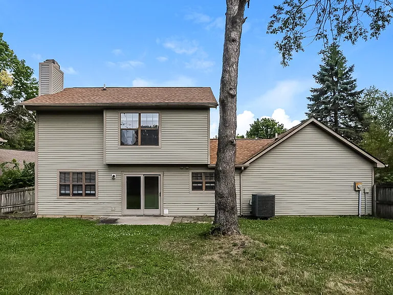 6722 Foxfire Dr — Photo 17