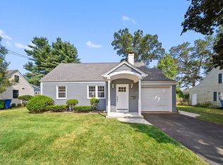 21 Oakwood Mnr, Cromwell, CT 06416