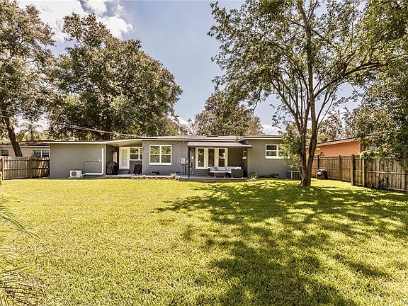 5th image of 3701 Glen Garry Ln