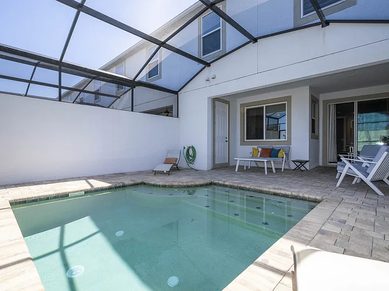Carey Palm Cir — Photo 18