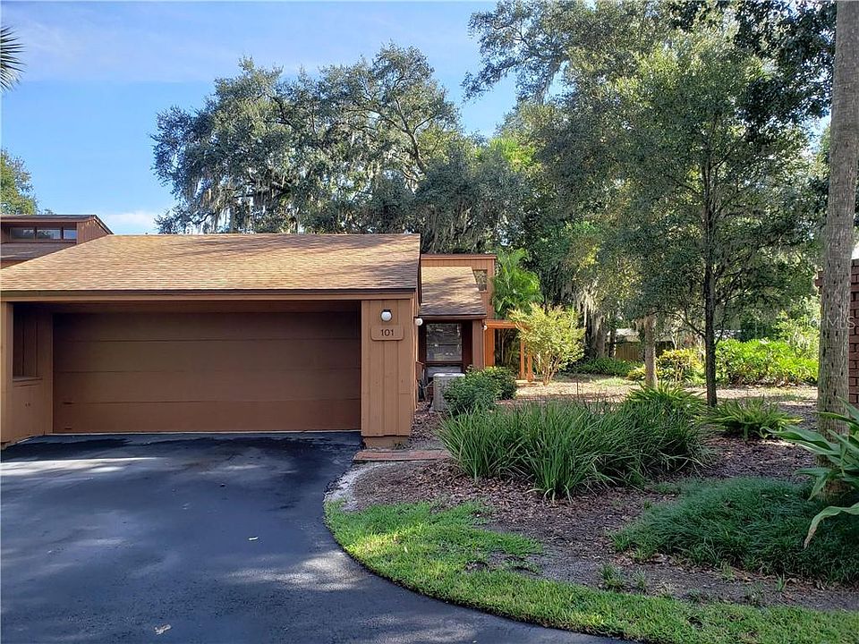 1st image of 101 Oaks Ct #101