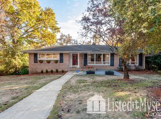 2105 Woodhue Cir, Vestavia Hills, AL 35216