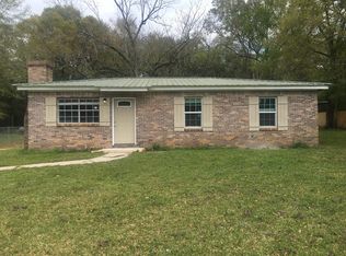 7687 Roberson St, Irvington, AL 36544