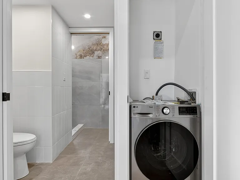 248 Broome St #18 — Photo 6