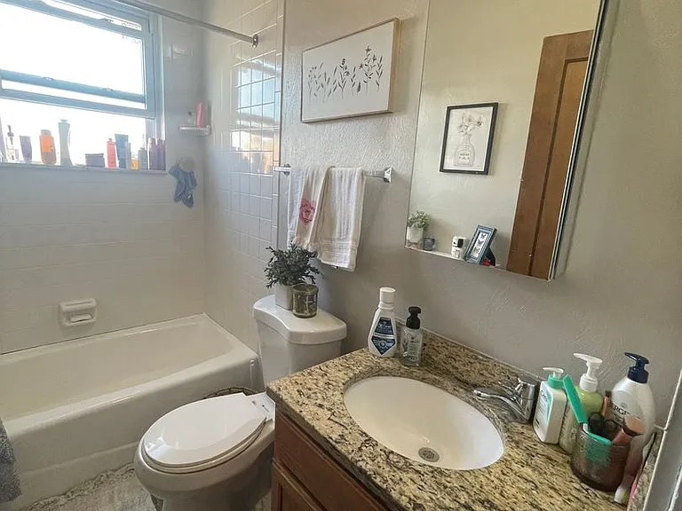 4828 Liberty Ave. — Photo 13