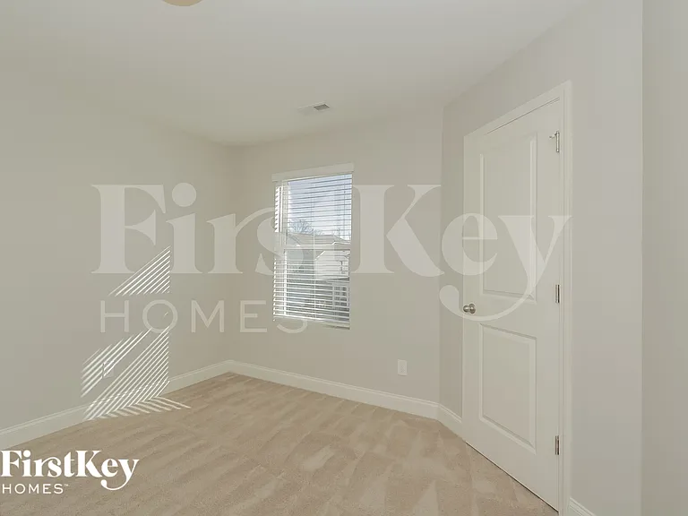 9324 Sloan Forest Dr — Photo 13