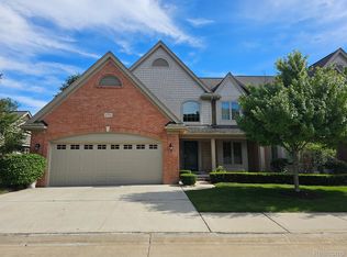 43531 Abbey Cir, Canton, MI 48187