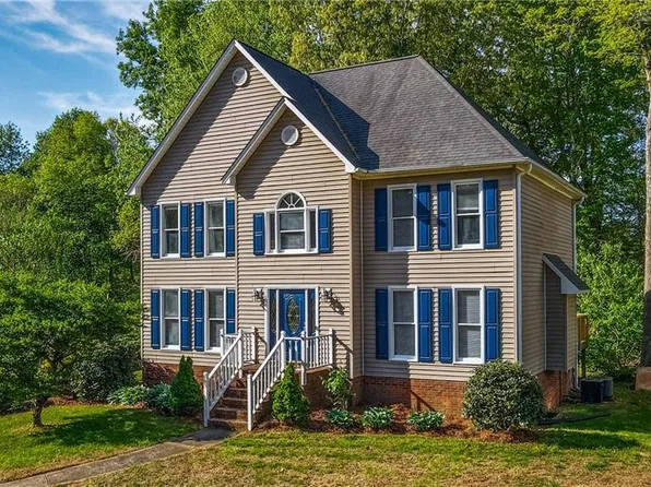 1930 Glen Ridge Dr, Kernersville, NC 27284