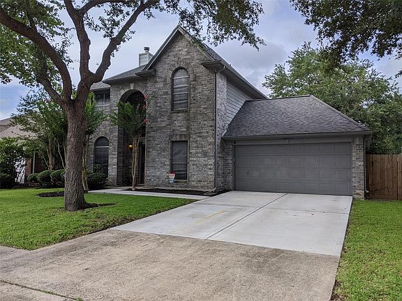 3rd image of 16107 Copper Canyon Dr