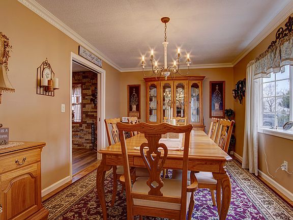 5th image of 6 Carlisle Court