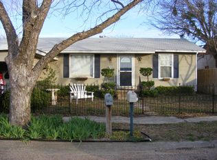 301 N Broad Ave, Ballinger, TX 76821