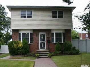 1928 Anita Ct, Baldwin, NY 11510