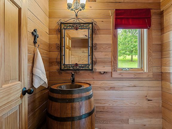 42nd image of this home