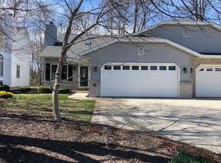 4214 Ray St, Manitowoc, WI 54220