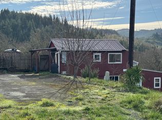 14980 Highway 42, Myrtle Point, OR 97458