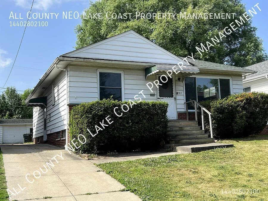 8017 Fernhill Ave